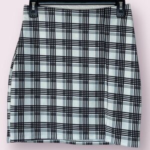 BIN#1 - CHOCOLATE Women’s Small Plaid Mini Skirt